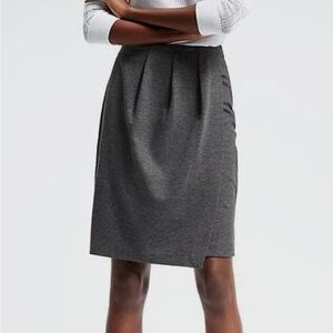 Banana Republic Women’s Pleated Front Skirt